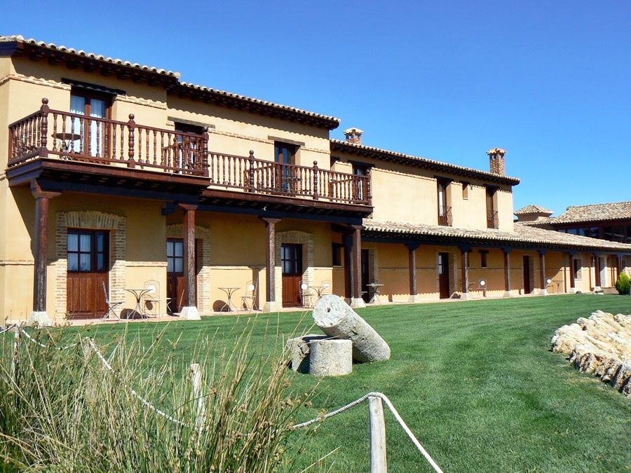 Ibersol La Casona De Andrea Hotel Tiedra ภายนอก รูปภาพ