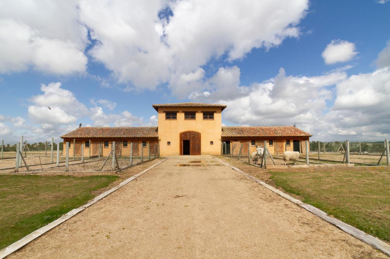 Ibersol La Casona De Andrea Hotel Tiedra ภายนอก รูปภาพ