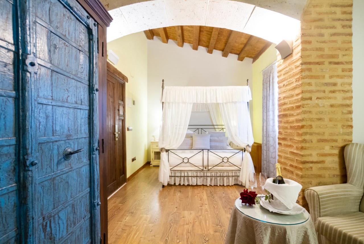 Ibersol La Casona De Andrea Hotel Tiedra ภายนอก รูปภาพ