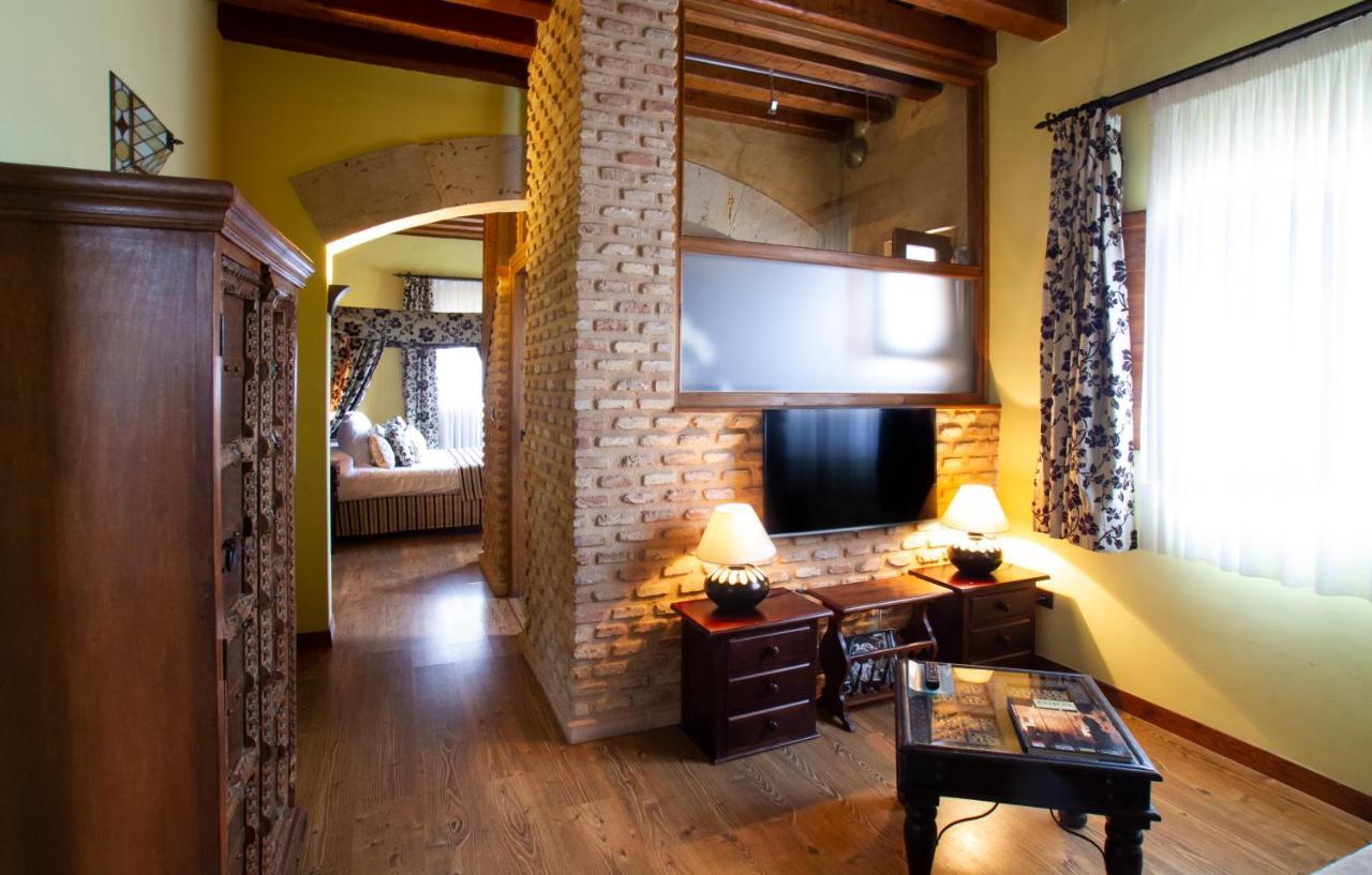 Ibersol La Casona De Andrea Hotel Tiedra ภายนอก รูปภาพ