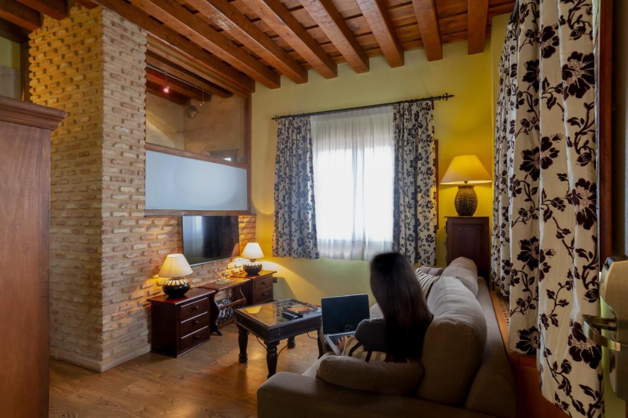 Ibersol La Casona De Andrea Hotel Tiedra ภายนอก รูปภาพ