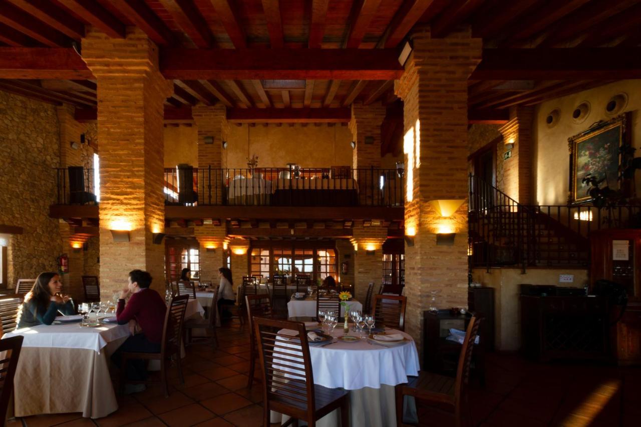 Ibersol La Casona De Andrea Hotel Tiedra ภายนอก รูปภาพ